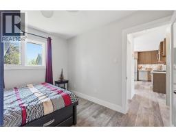 8 DELREX Boulevard - 22