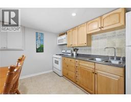 8 DELREX Boulevard - 30