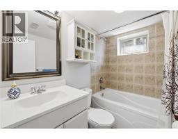 8 DELREX Boulevard - 34