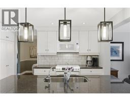 125 COVINGTON Crescent - 11