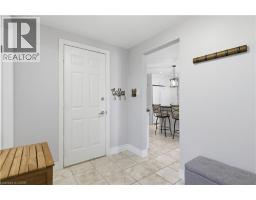 125 COVINGTON Crescent - 19