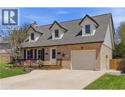125 COVINGTON Crescent - 2