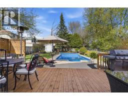125 COVINGTON Crescent - 33