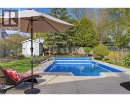 125 COVINGTON Crescent - 34
