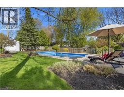 125 COVINGTON Crescent - 36