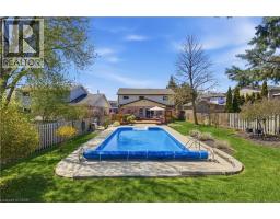 125 COVINGTON Crescent - 40
