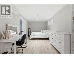 309 SCHOONER Crescent - 31