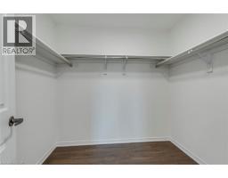 96 ARNOLD MARSHALL Boulevard - 40