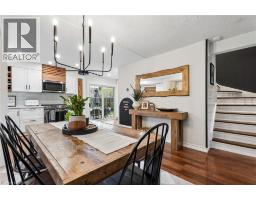 490 KNIGHTSBRIDGE Crescent - 11