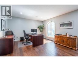 18 WESTIE Road - 27