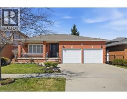 32 HIGHBURY Drive - 1