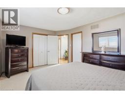32 HIGHBURY Drive - 21