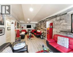 1745 KING Street E - 18
