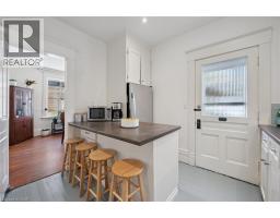 24 POWELL Street E - 12