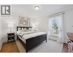 24 POWELL Street E - 24