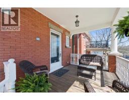 24 POWELL Street E - 5