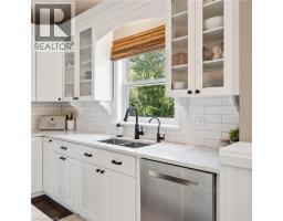 1033 SUNSET Drive - 17