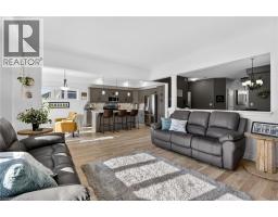 502 CARRIE Avenue - 16
