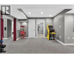 502 CARRIE Avenue - 34