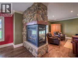 145 RIVERBANK Drive - 11