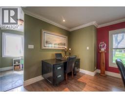 145 RIVERBANK Drive - 19