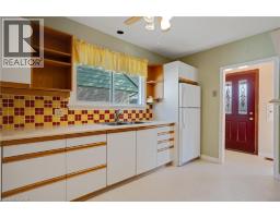 70 ROXBOROUGH Avenue - 10