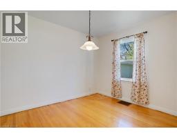 70 ROXBOROUGH Avenue - 13