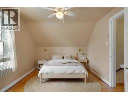 70 ROXBOROUGH Avenue - 18