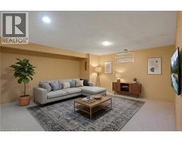 70 ROXBOROUGH Avenue - 24