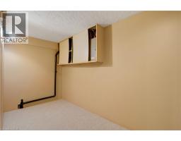 70 ROXBOROUGH Avenue - 27