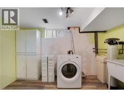70 ROXBOROUGH Avenue - 28