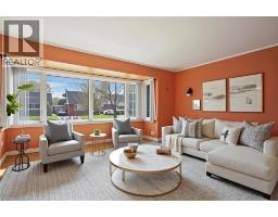 70 ROXBOROUGH Avenue - 5