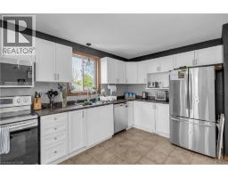 47 SUNNYSIDE Drive - 11