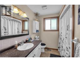 47 SUNNYSIDE Drive - 19
