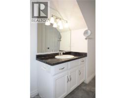 360 WATERLOO Avenue UnitNo. 107 - 27
