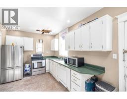 39 ARTHUR Avenue N - 17