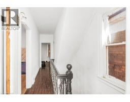 39 ARTHUR Avenue N - 18