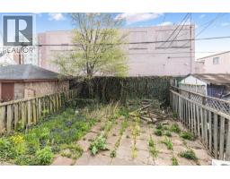 39 ARTHUR Avenue N - 41