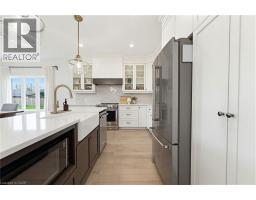 24 GILMER Crescent - 12