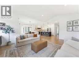 24 GILMER Crescent - 17