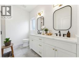 24 GILMER Crescent - 19