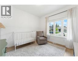 24 GILMER Crescent - 21