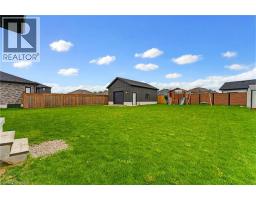 24 GILMER Crescent - 32
