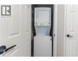 222 KENSINGTON Avenue N - 22