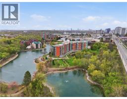 30 BLUE SPRINGS Drive UnitNo. 215 - 3