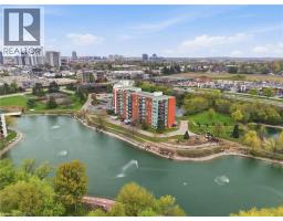 30 BLUE SPRINGS Drive UnitNo. 215 - 6