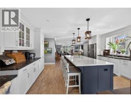41 FIFE Street W - 14