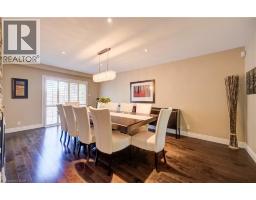 60 HUNTLEY Crescent - 17