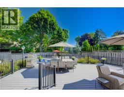 60 HUNTLEY Crescent - 39