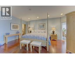 265 WESTCOURT Place UnitNo. PH9 - 37